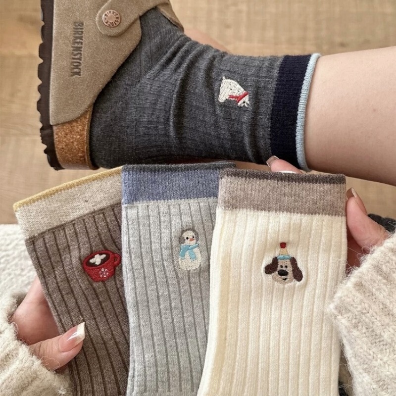 Japanese-Style Double-Needle Cartoon Socks for Women, Spring and Autumn Melad Slouch Socks, Trendy Mid-Calf Socks for Birkenstock Shoes Japanese-Style Double-Needle Cartoon Socks for Women, Spring and Autumn Melad Slouch Socks, Trendy Mid-Calf Socks for Birkenstock Shoes