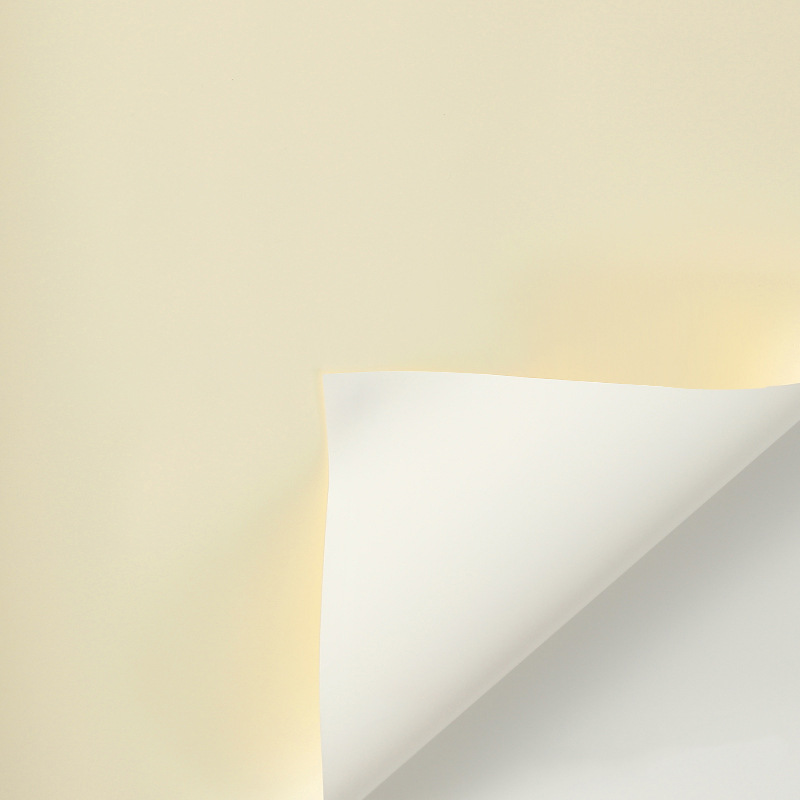 Li Zhiran Papel Ouya impermeable bicolor 56*56 Apertura de la canasta de flores Material Ramo Papel de embalaje al por mayor Spot