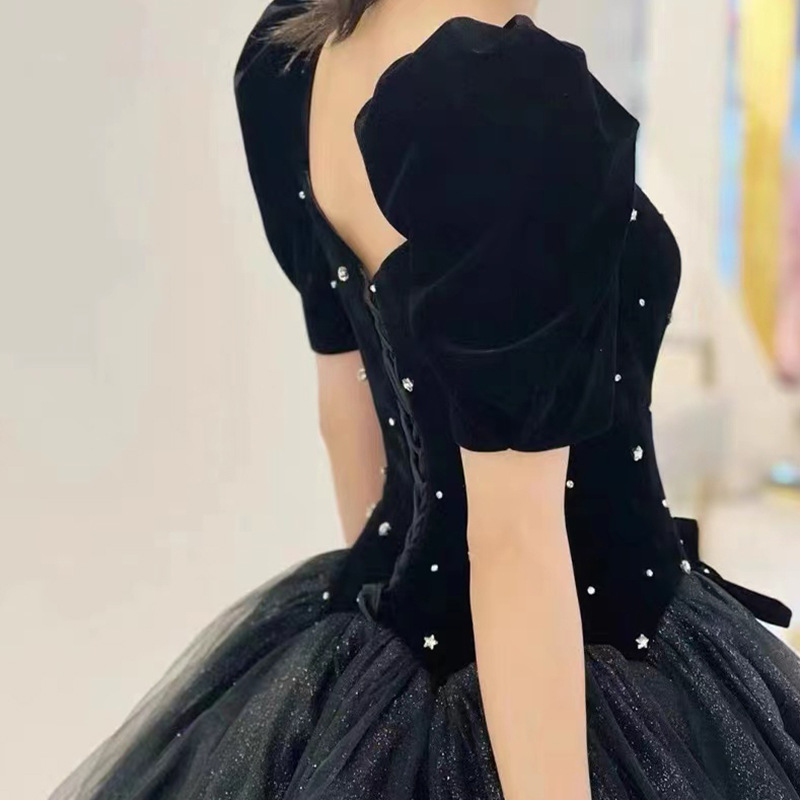 Vestido de noche para mujer, nuevo estilo invierno 2026, vestido de tul negro con mangas abullonadas para ceremonia de mayor edad, examen de arte, presentadora y reunión anual.