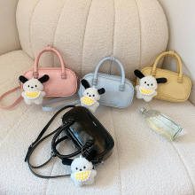 �n��С���OӋ������ǹ�ɫ���g���2024�μ�б����r�д�����Ů��