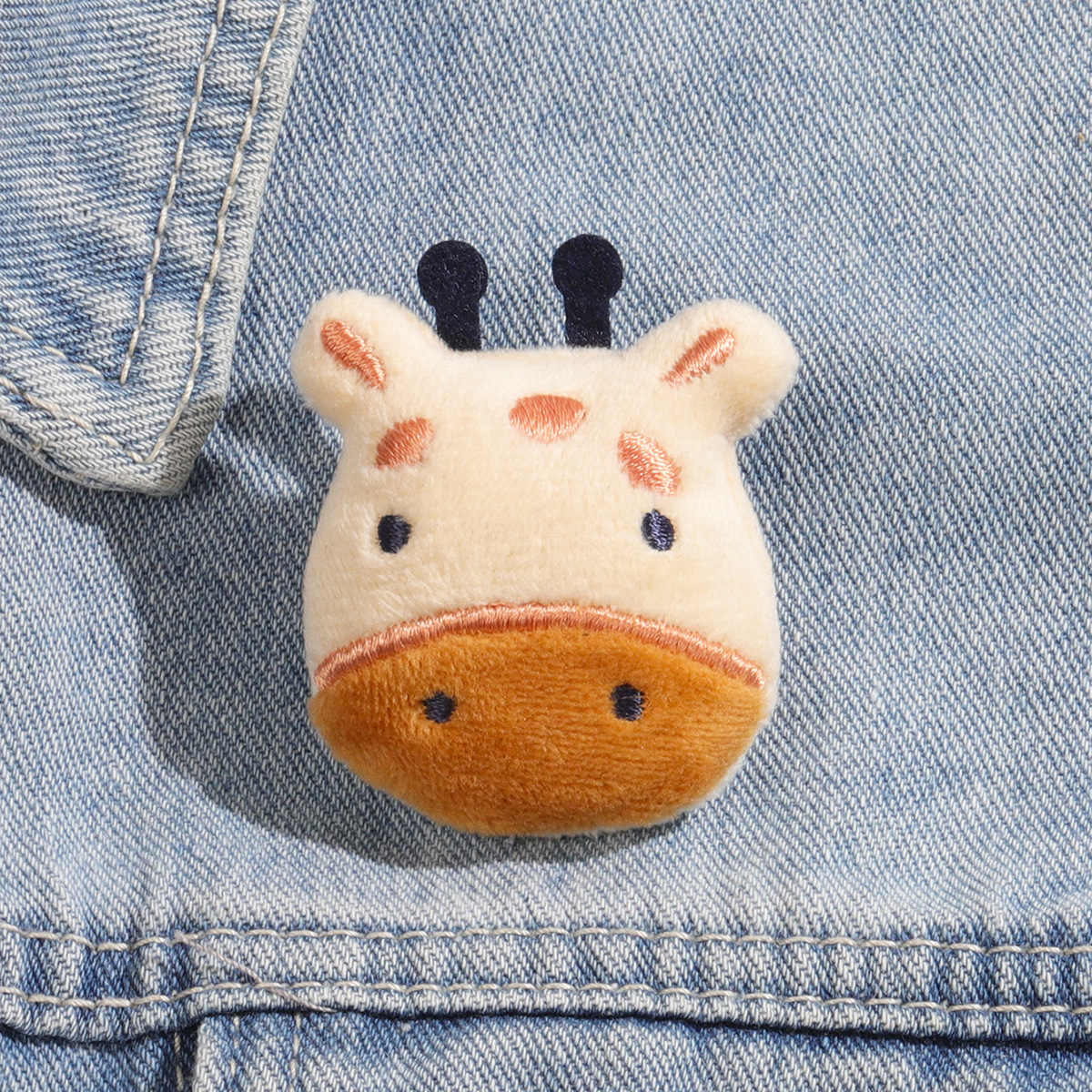 cartoon cute brooch