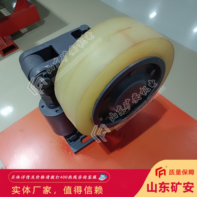 厂家直供L35滚轮罐耳 整体采用新型材料L35滚轮罐耳