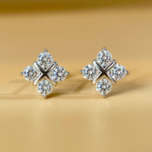 S925 Sterling Silver Earrings with Moissanite and Diamond Inlay, Cross-Shaped, 80-Point Square, Simple Cross-Border Four-Leaf Clover Design