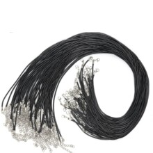 50 �� 45.72 ���׺�ɫ��Ϟ���K����錚������1.5���ף�