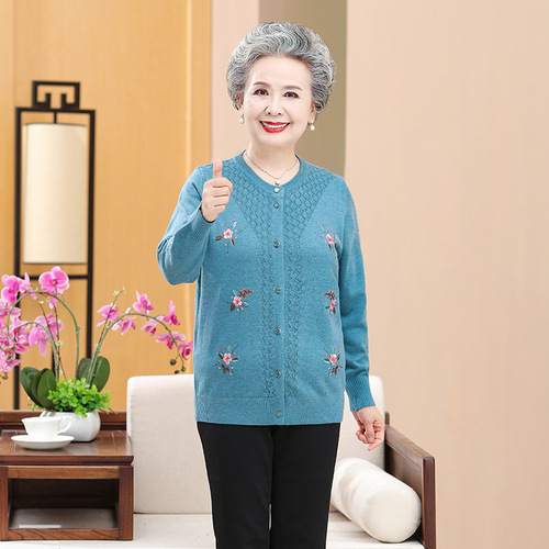 Middle-aged and elderly autumn thin knitted cardigan women's 50 and 60-year-old mother's woolen sweater tops spring and autumn grandma coat