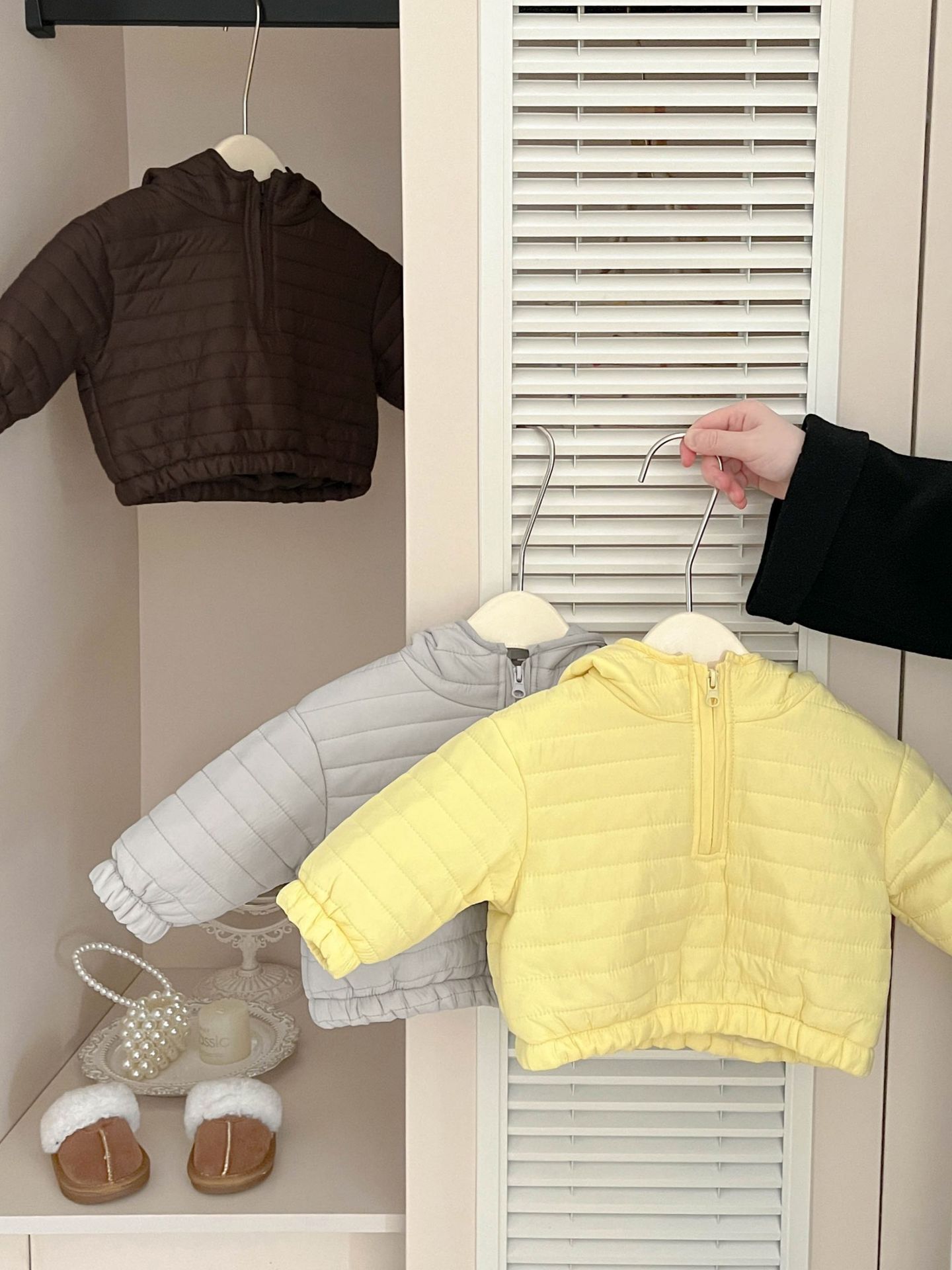Baby coreano chaqueta de algodón invierno nuevo estilo extranjero niñas suelta ropa con capuchona ropa de algodón caliente bebé