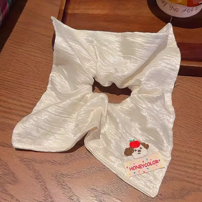 483 белый квадратный шарф в виде щенка