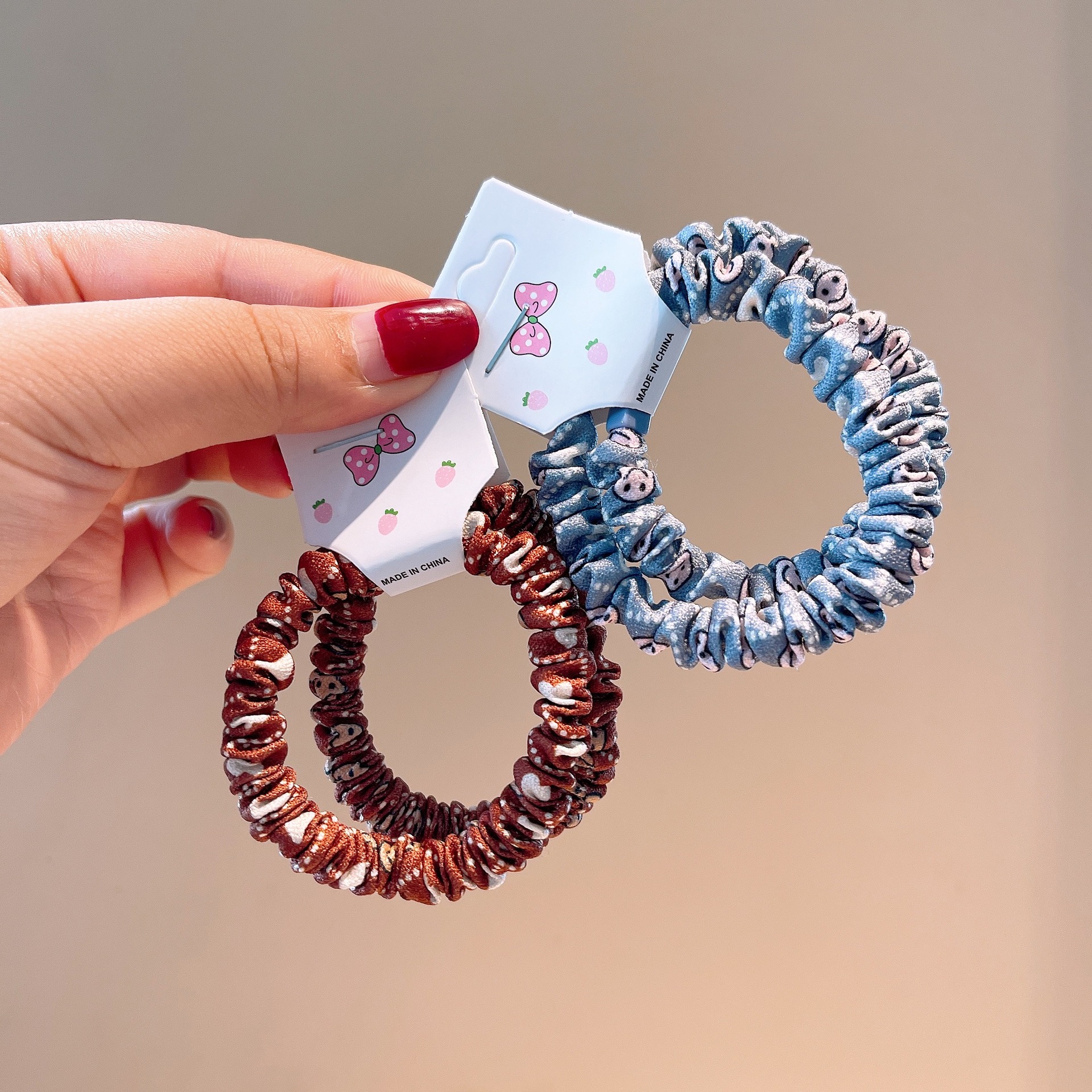 11g Weight Festival Occasion Geometric Pattern Women'S Gender Retro Style Khaki, Coffee, White, Blue, Black Color Retro Vintage Christmas Series Cute Bear Hair Ring Hair Accessories 11
