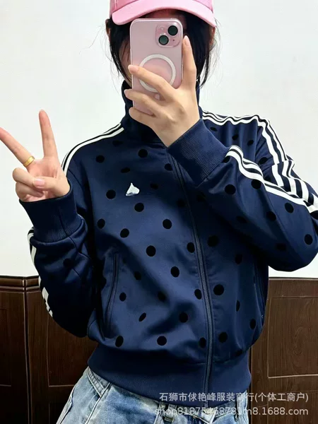 Women's off-white and black polka-dot sports jacket, lightweight outdoor style, new summer collection, Korean-style athletic striped outerwear
