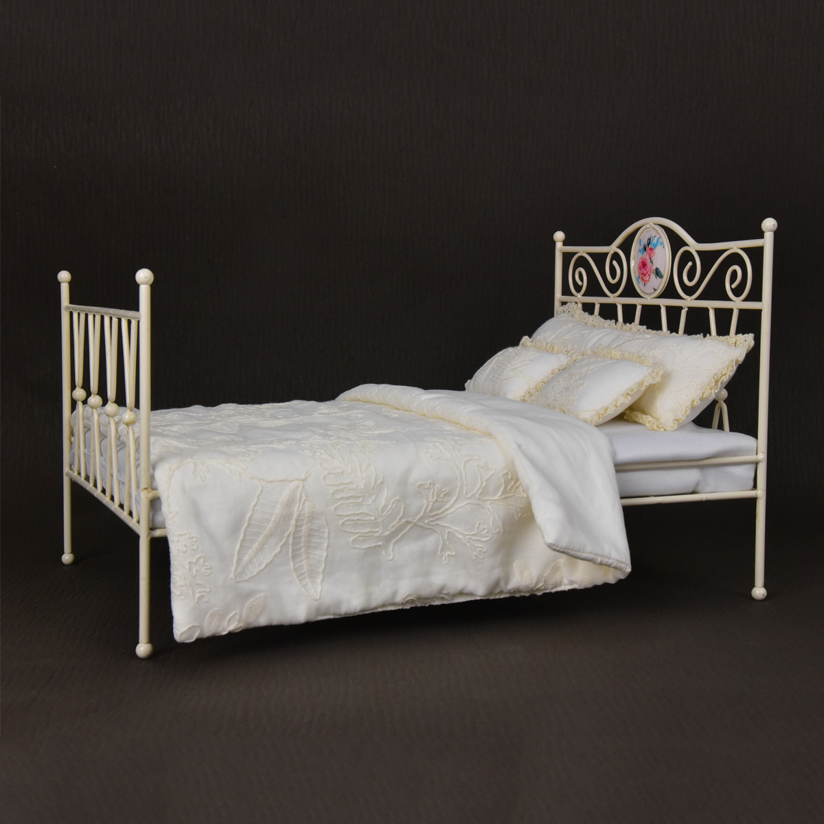 레트로 철제 침대(침구 포함)