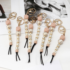 Cross-border best-selling Semirama-style mama letter silicone bead keychain, suitable for wave box bag accessories, wholesale