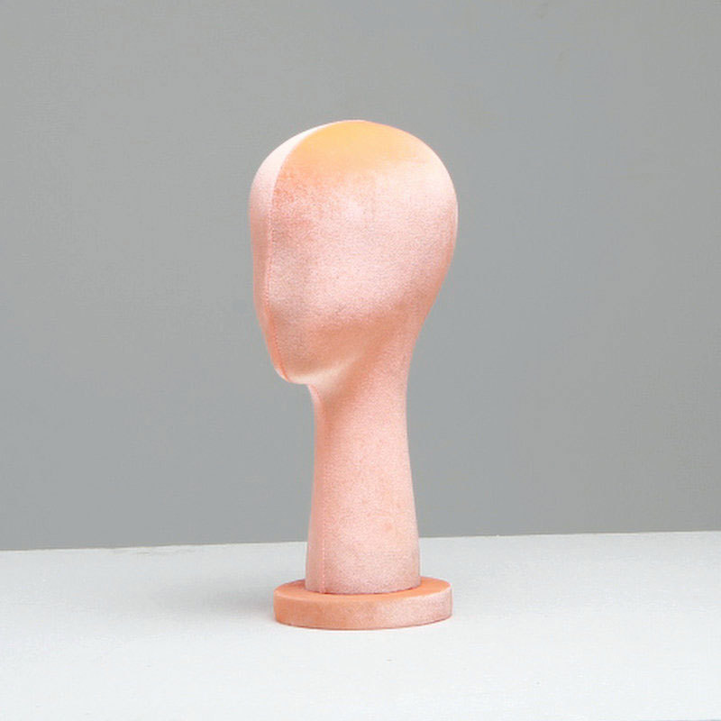 Tienda de ropa de terciopelo colorido sombrero modelo de cabeza gafas muñeca image 13