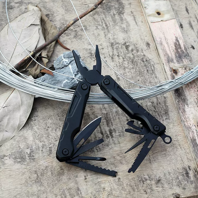 现货多功能钳子户外多用途钳便携式维修钳迷你折叠刀钳家用工具钳