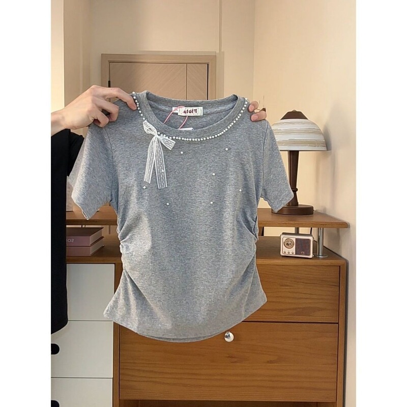 New Slim-Fit Loose Versatile Top with Large Butterfly Lace Short Sleeves for Women, Spring and Summer, with Beaded Embellishments, in Apricot Color New Slim-Fit Loose Versatile Top with Large Butterfly Lace Short Sleeves for Women, Spring and Summer, with Beaded Embellishments, in Apricot Color