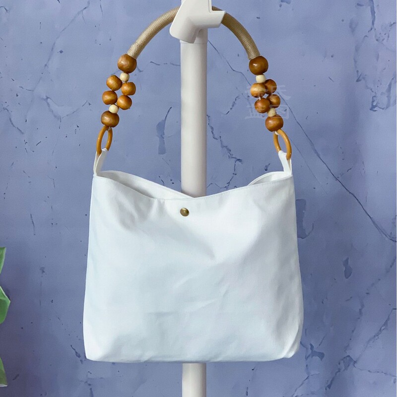 Tie-Dye White Canvas Tote Bag with Rope and Wooden Bead Handles, Ethnic Style Simple White Handbag Tie-Dye White Canvas Tote Bag with Rope and Wooden Bead Handles, Ethnic Style Simple White Handbag