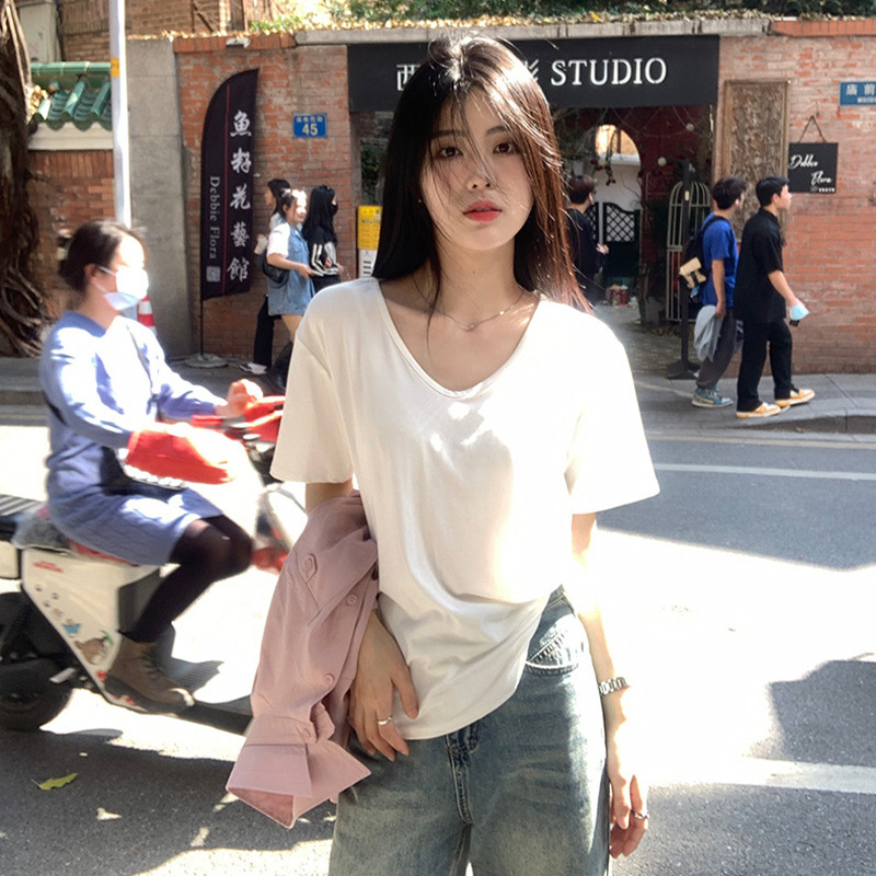 White shoulder short-sleeved T-shirt women's summer 2024 new inner base shirt loose slimming chic French top White shoulder short-sleeved T-shirt women's summer 2024 new inner base shirt loose slimming chic French top