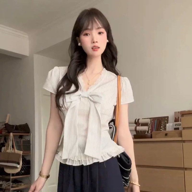 French-Style Design Lace-Trimmed Bow Striped Shirt Women's Summer Unique Chic Blouse Top French-Style Design Lace-Trimmed Bow Striped Shirt Women's Summer Unique Chic Blouse Top