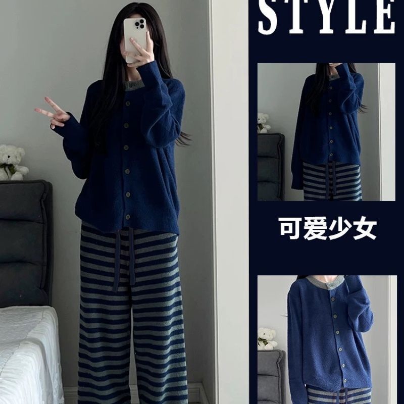 Trendy Popular Sweet Little Chanel-Style Fleece Pajamas for Women, New Winter Half-Fleece Loungewear Two-Piece Set