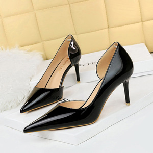 638-A5 Korean Fashion Simple Thin Heel High Heel Bright Lacquer Skin Shallow Mouth Pointed Side Hollow High Heel Shoes W