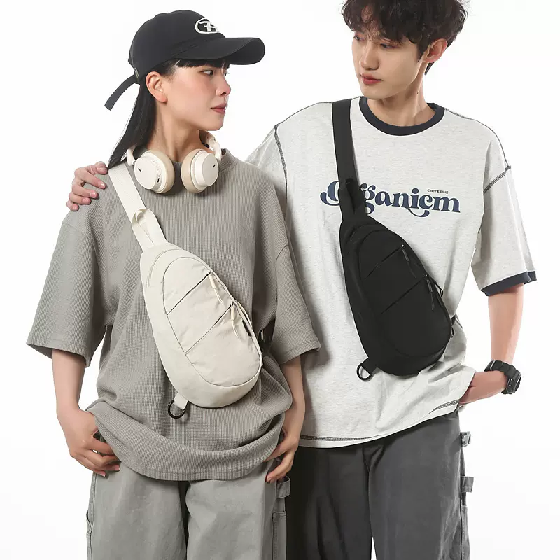 韩版休闲胸包女新款尼龙轻便小背包百搭多功能外出斜挎胸包女包潮