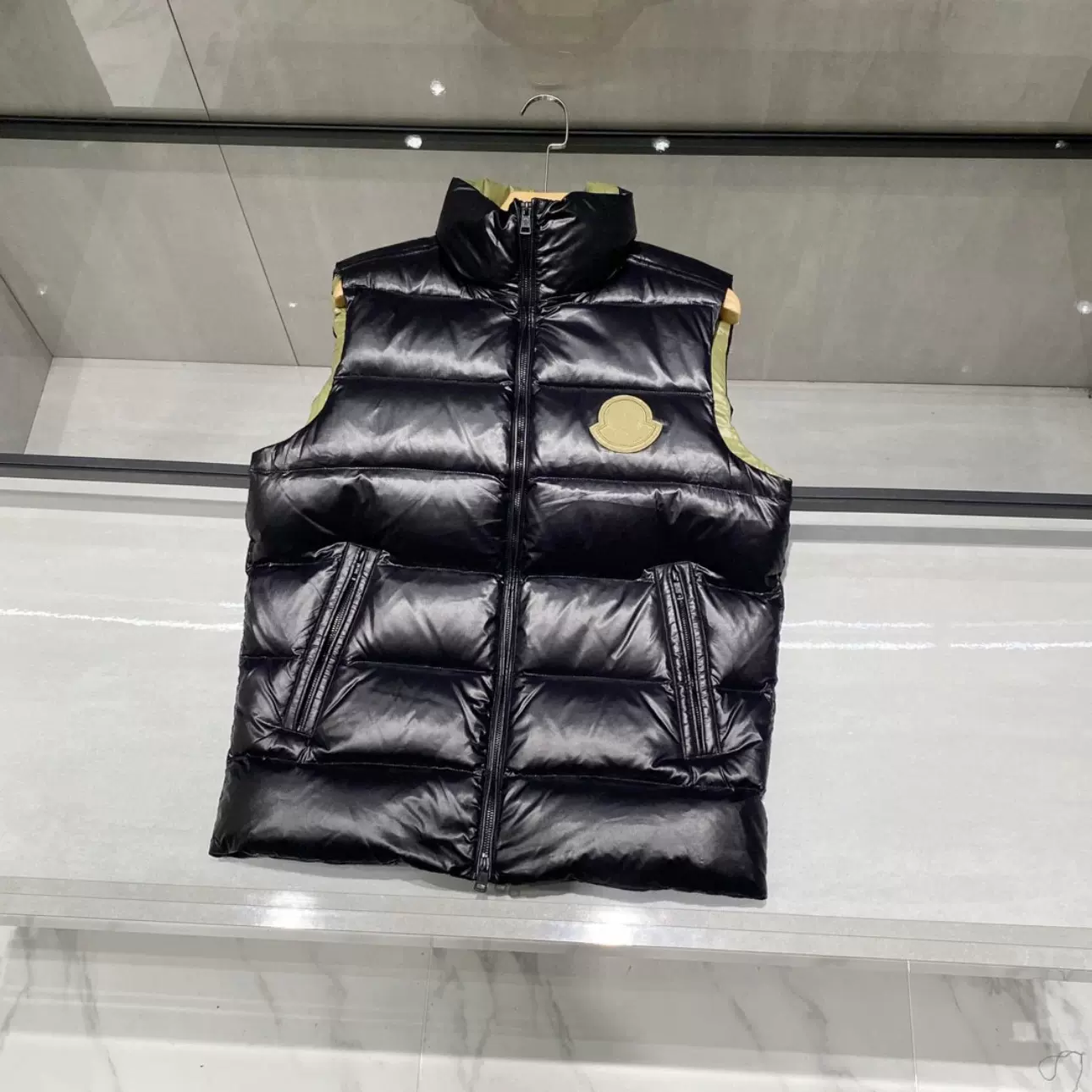 蒙家25新款胸前LOGO徽章立领羽绒服保暖大码休闲时尚男士羽绒马甲