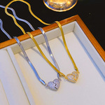 轻奢风设计拼接磁吸爱心吊坠满钻项链情侣小众简约锁骨链高级感饰