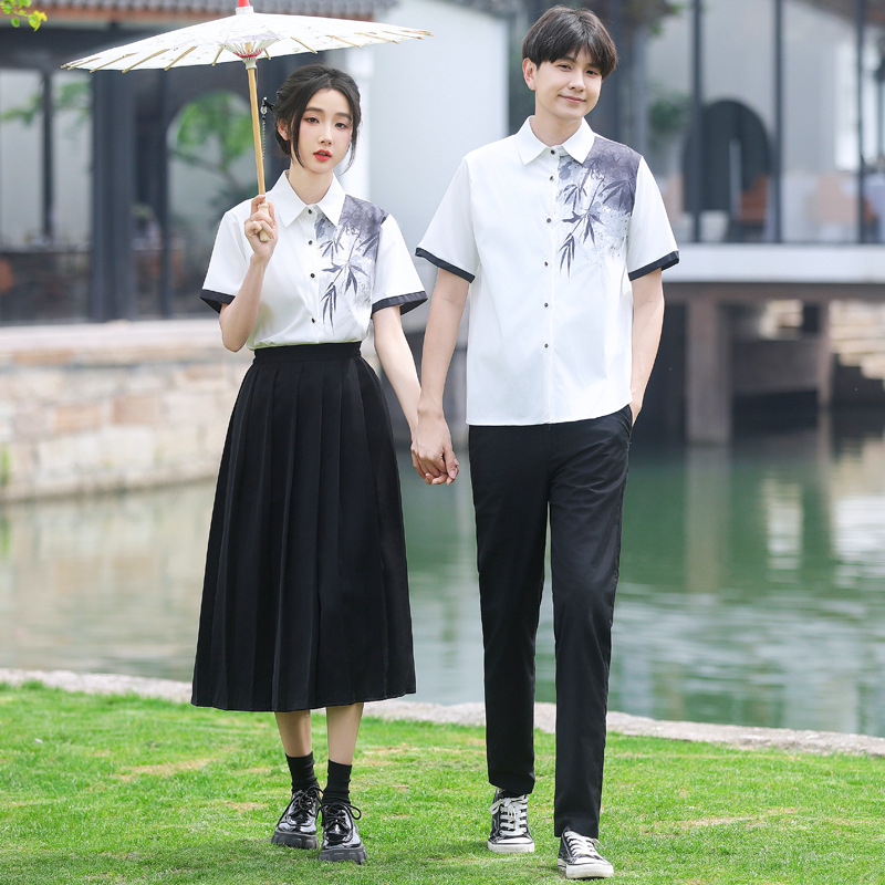 Graduation photo 2024 copyright protection real shot new Chinese suit Chinese style pleated skirt class clothing Chinese element change