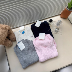 【不支持退货】小海鸥v领麻花毛衣女秋冬修身显瘦刺绣针织衫女