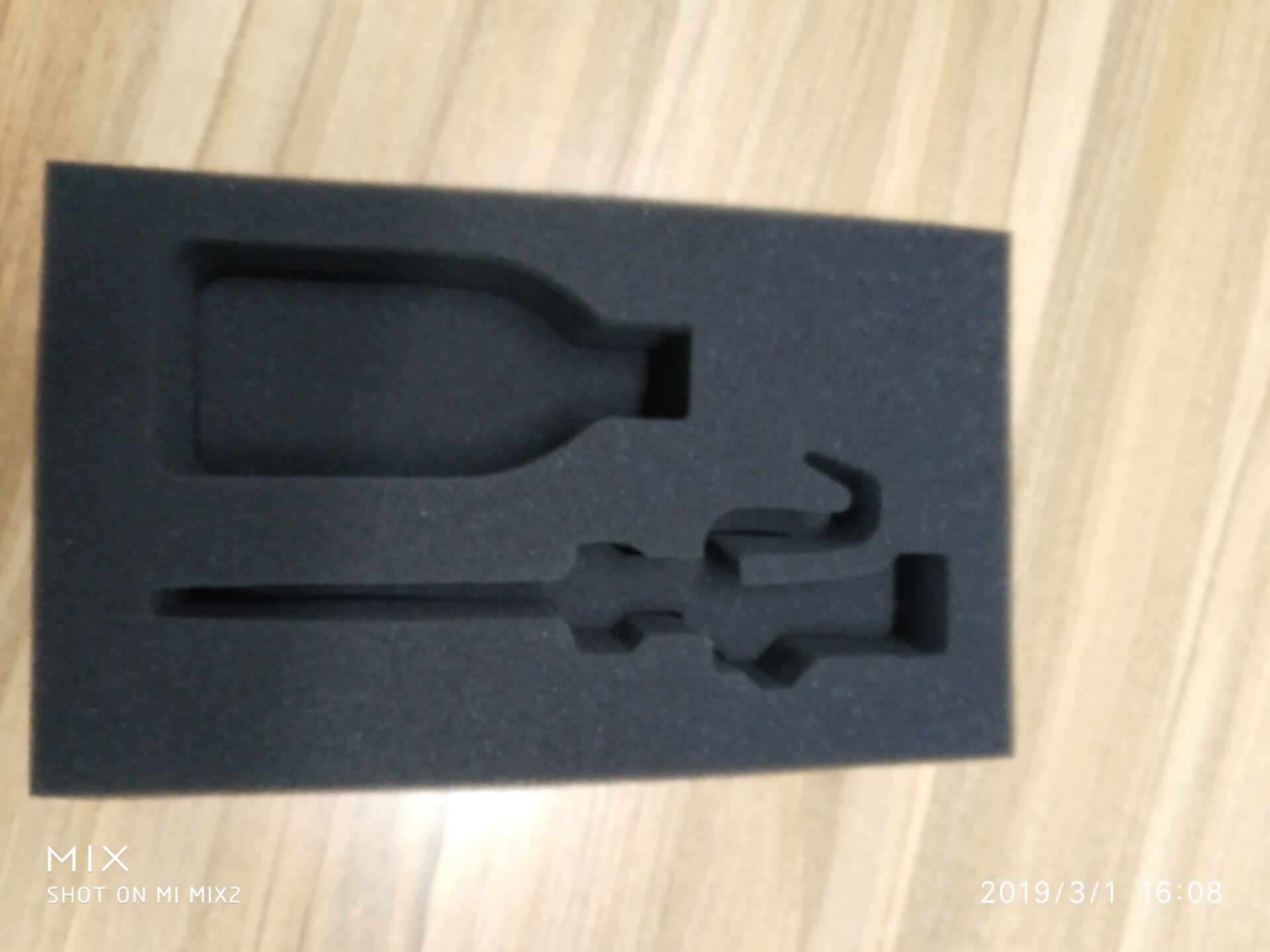 供应黑色成型异形包装海绵/高密度海绵/黑色成型模具异形包装