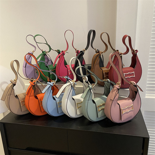 This year's popular bags for women, simple summer new style  hand-carrying women's bags, armpit trendy fashion single shoulder dumpling bag