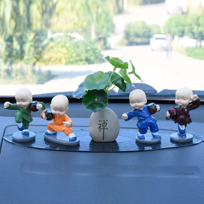 Car ornaments – Cute Zen-Style Resin Figurine - drunken-boxing-monk-lotus-leaf-zen-leopard-mat