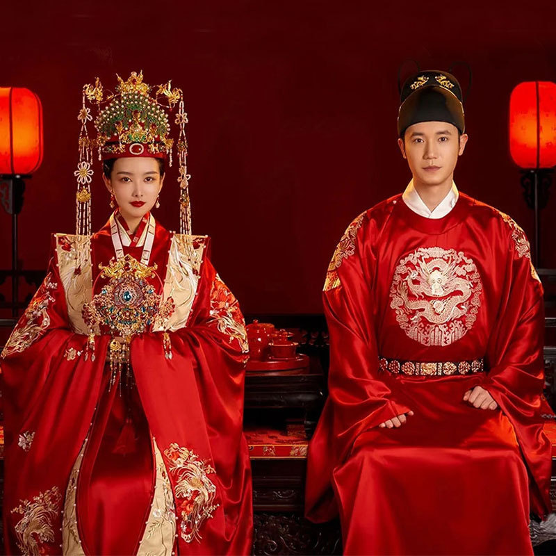 Hanfu Xiuhe Wedding Attire, Ming-Style Wedding Dress, Phoenix Crown and Veil, Traditional Chinese Bride's Gown, Couple's Matching Attire, New Chinese-Style Hanfu Xiuhe Wedding Attire, Ming-Style Wedding Dress, Phoenix Crown and Veil, Traditional Chinese Bride's Gown, Couple's Matching Attire, New Chinese-Style