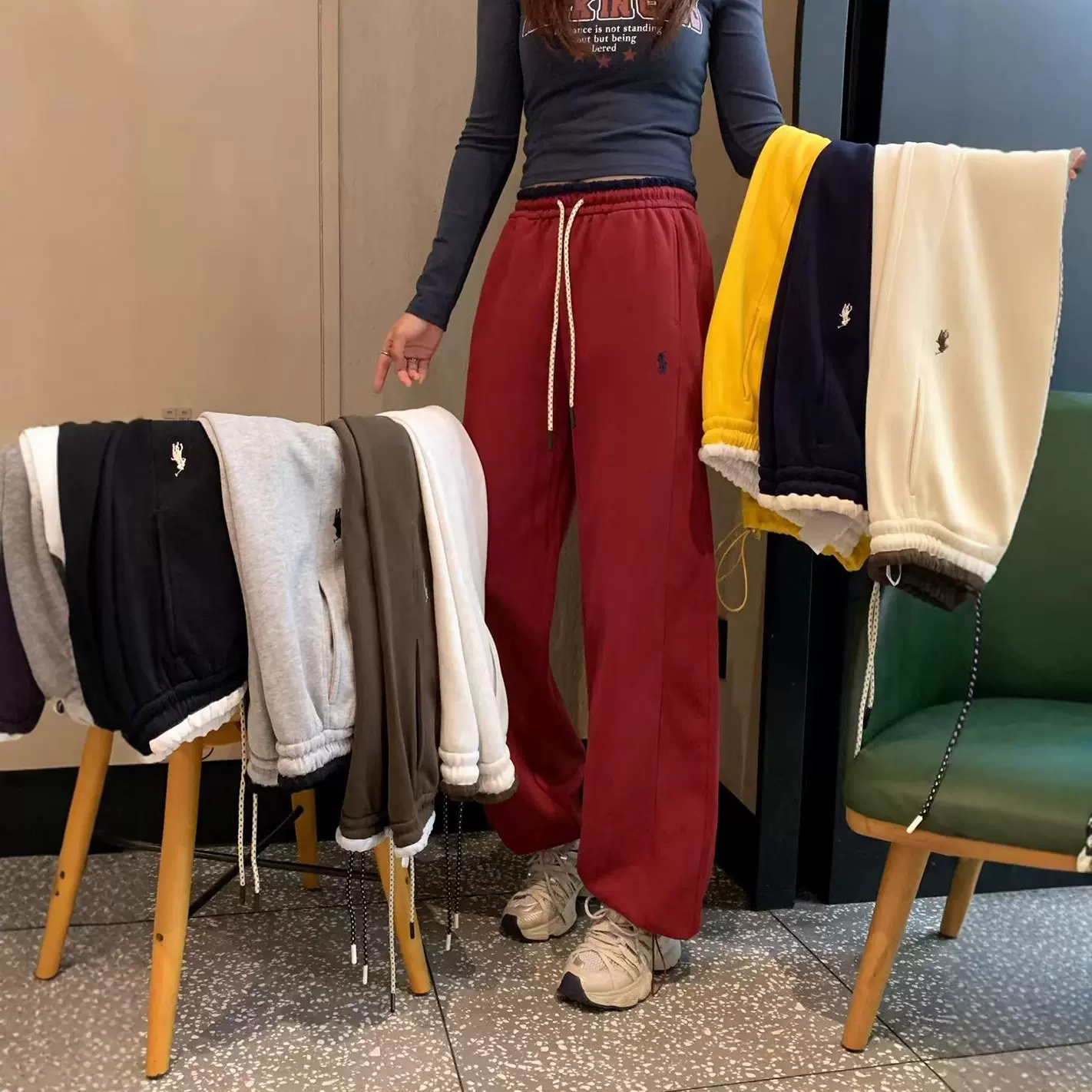 百搭基础款韩系秋冬加绒保暖小马刺绣高腰显瘦弯刀抽绳收脚阔腿裤