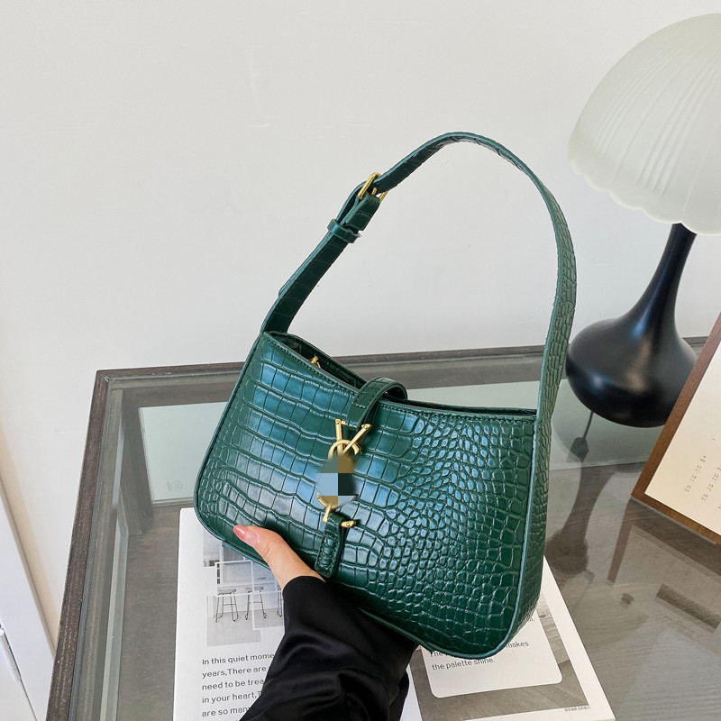 Foreign Trade Hot-Selling Bags, Crocodile Pattern Underarm Bags, Niche Versatile Handbags, Autumn and Winter Textured Women's Bags, Autumn and Winter Hot Styles Foreign Trade Hot-Selling Bags, Crocodile Pattern Underarm Bags, Niche Versatile Handbags, Autumn and Winter Textured Women's Bags, Autumn and Winter Hot Styles