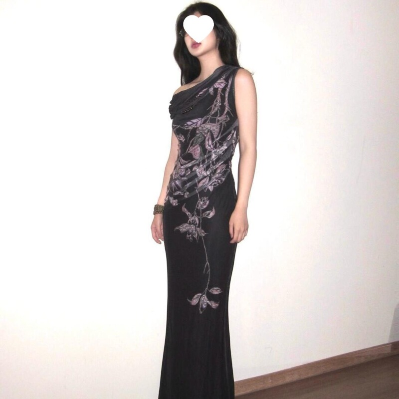 New Printed Slim-Fit Long Stretchy Black Simple Dress with a Vintage Slimming Effect and Sheer Fabric New Printed Slim-Fit Long Stretchy Black Simple Dress with a Vintage Slimming Effect and Sheer Fabric