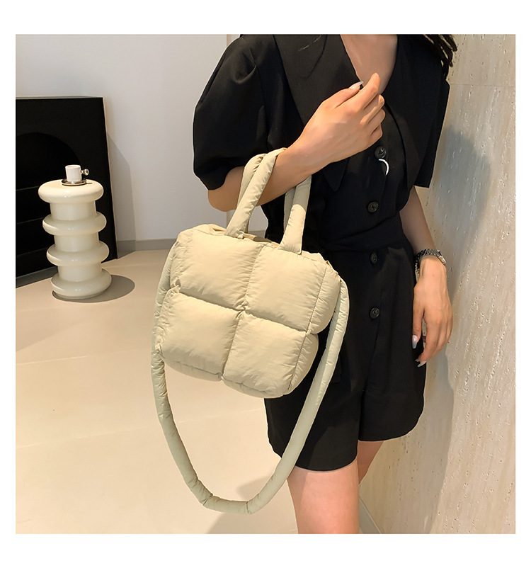 Diamond Square Tote Bag Soft Cotton Padded Shoulder Bag For Women_voghion.com