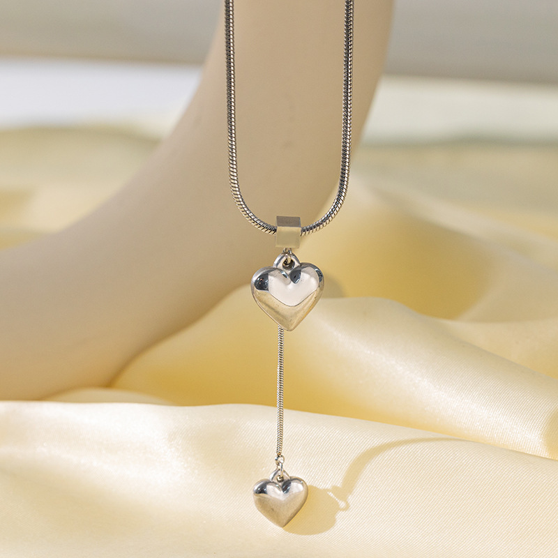 8g Weight PVD Coated Gold Plating Process 18K Real Gold Plated Plating Material 304 Stainless Steel Pendant Material Layered Necklaces, Pendant Necklace Classification 304 Stainless Steel Chain Material Paperclip Chain, cable chain, Twisted Rope Chain Chain Type 1 Piece Quantity Casual, Daily, Date Occasion 304 Stainless Steel Material Heart Shape Pattern Women's Gender Sweet, IG Style Style Plating Craft Heart Shape Titanium Steel Sweet IG Style Layered Necklaces Pendant Necklace 26