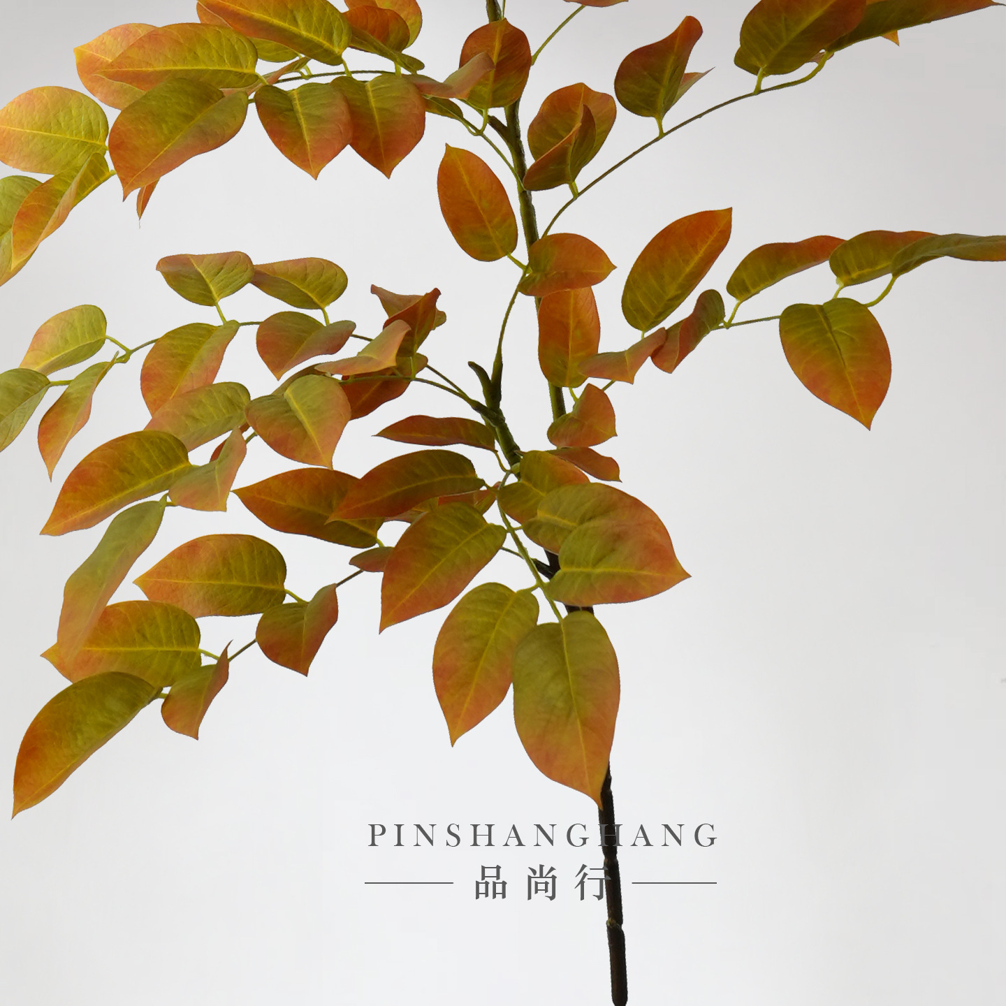 Simulación de hojas de guayaba de ramas altas, hojas de paisaje de ramas grandes, plantas verdes de alto nivel, decoración de bodas para el hogar