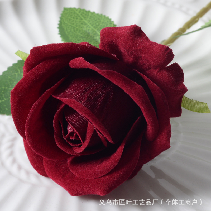 스몰 벨벳 와인 레드