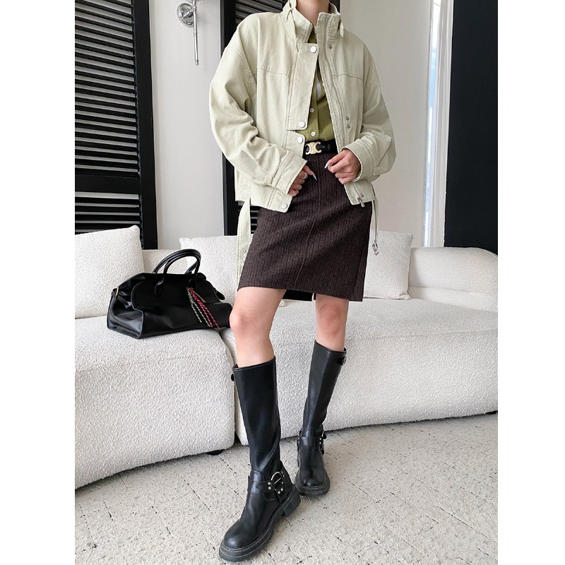 杏绿 / M