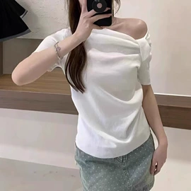 毛衣;女式针织衫;连衣裙