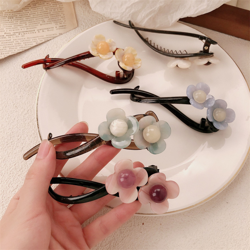 Retro temperamento flor una palabra clip de cabello para mujeres 2024 nuevo disco de cabeza atrás clip de agarre clip de torsión clip de cabello tocado clip de cabello
