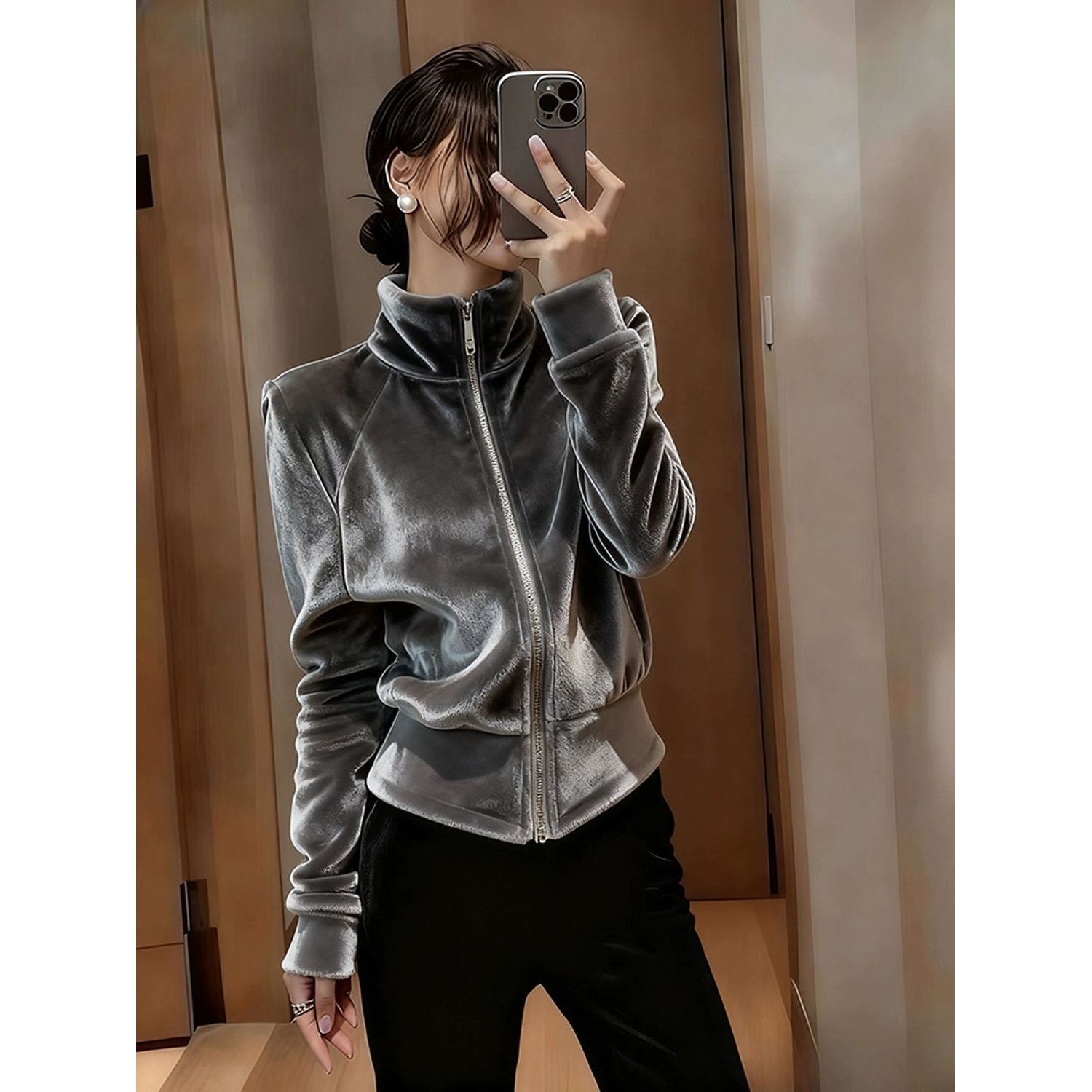 灰色丝绒加绒加厚外套女2026新款秋冬气质高级感超好看小香风上衣