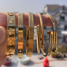 ���Q�羳���u��ˮ����ɫ�����~�����C���b�r�аٴ�ins�L�18K��