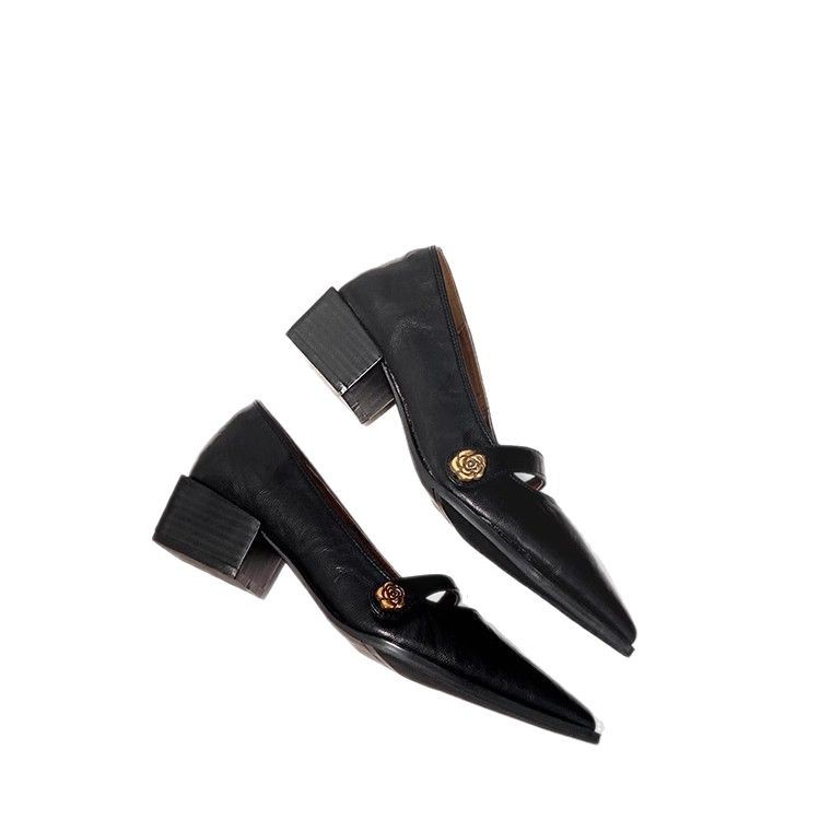 Versión de piel de oveja ~ Zapatos retro de tacón alto de boca baja para mujer Camellia hebilla de una palabra zapatos de tacón grueso zapatos de Mary Jane de temperamento puntiagudo