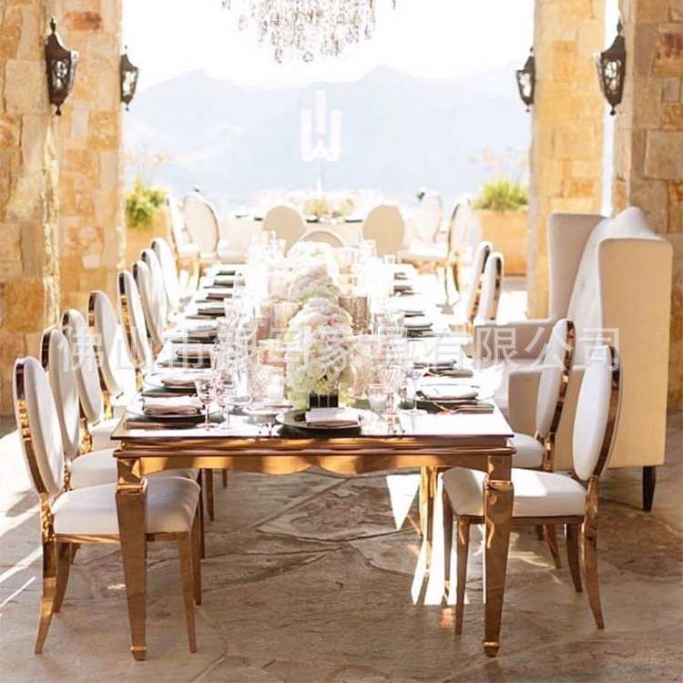 Fábrica al por mayor Hotel banquete boda comedor silla boda galvanoplastia Silla de acero inoxidable Bolsa De Oro suave Silla de comedor de cuero