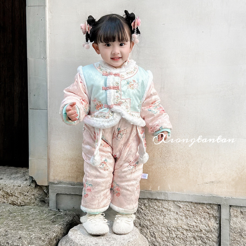 宝宝礼服冬季春秋周岁婴儿格格可爱满月服新中式连体衣百天爬服