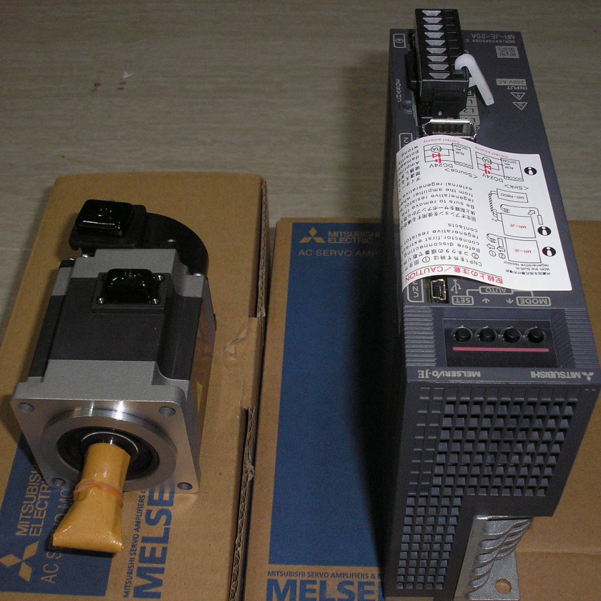 特价三菱伺服电机MR-JE-20A HG-KN23J 200瓦驱动器控制器