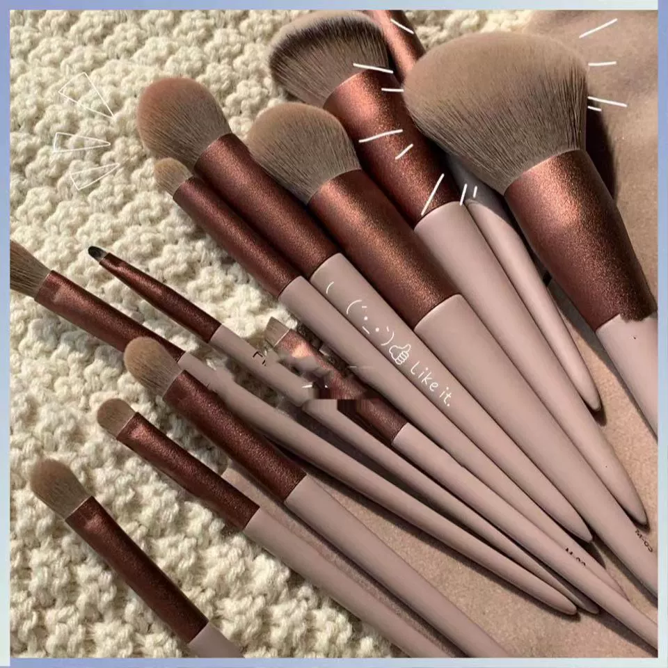 Brush, soft face blush, eye shadow, 13 pieces, new collection