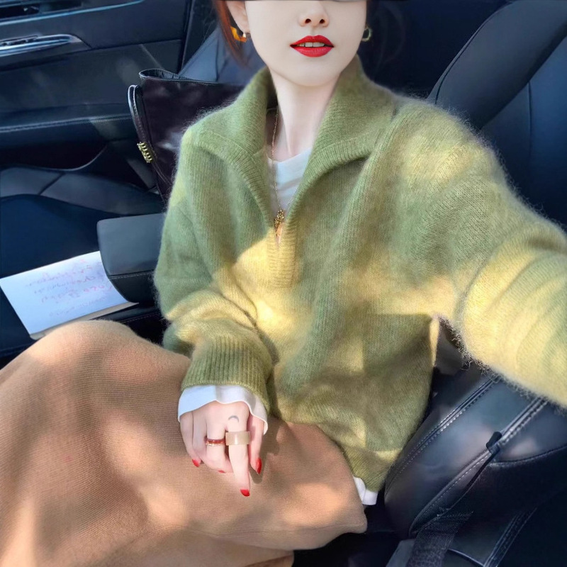 Winter Half-Open Collar Dopamine-Style Loose-Fitting Orange Knit Sweater for Women, Lazy Style Top with Thickened Lining Winter Half-Open Collar Dopamine-Style Loose-Fitting Orange Knit Sweater for Women, Lazy Style Top with Thickened Lining